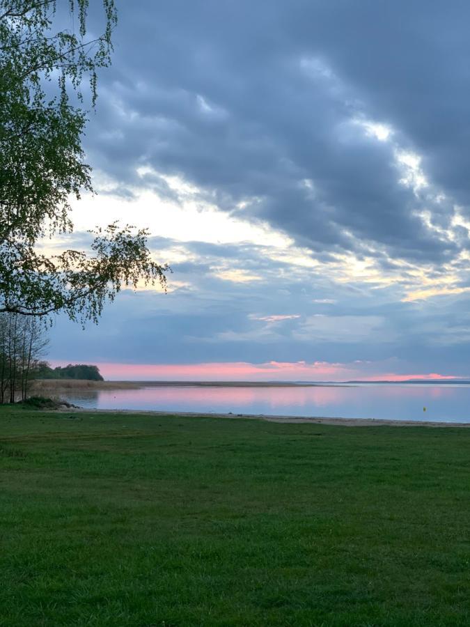 Uroczy Dom Nad Jeziorem Sniardwy Tuz Obok Plazy Nowe Guty Exterior foto